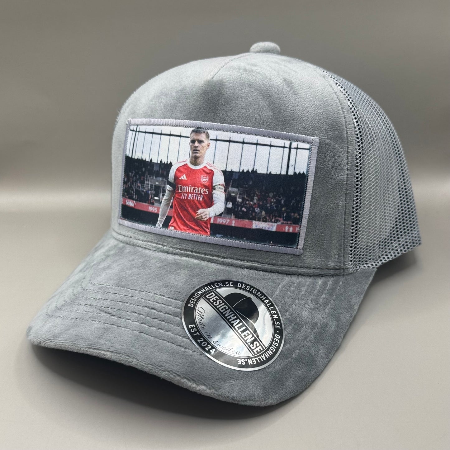 Martin Ødegaard - velvet keps grå