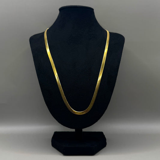 Snake chain 4MM
45cm length