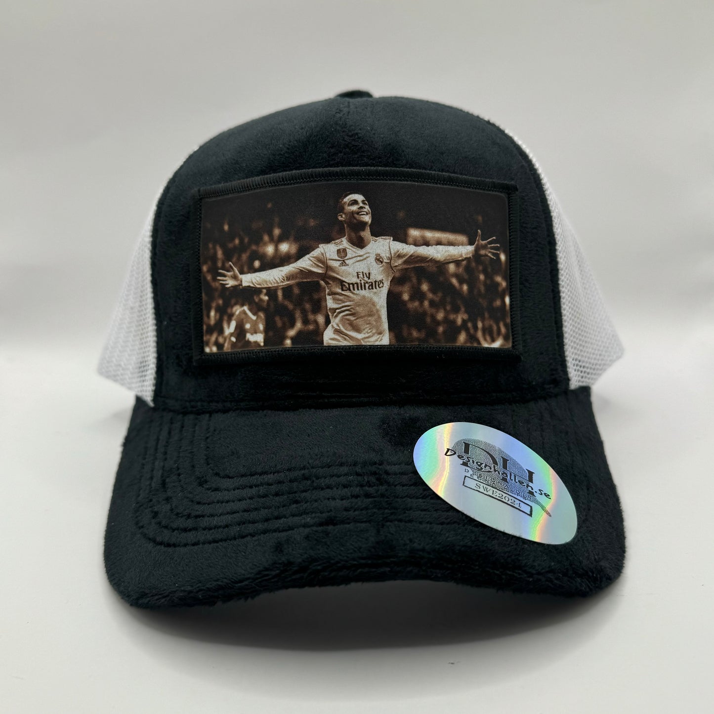 Ronaldo Samtkappe - 8 verschiedene Farben